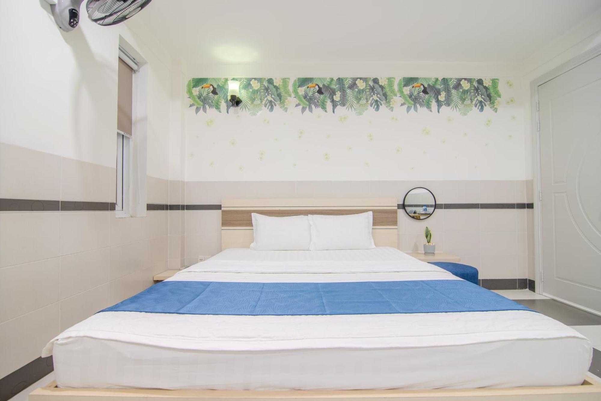 Bin Bin Hotel 5 - Near Lotte Mart D7 Ho Chi Minh-byen Eksteriør bilde